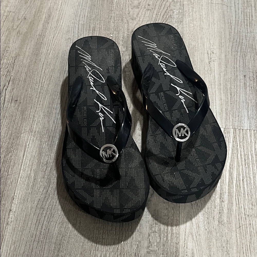 Michael Kors Wedge flip flops